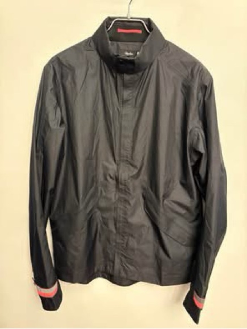 Rapha Packable Waterproof Windbreaker / Cycling Jacket size Medium